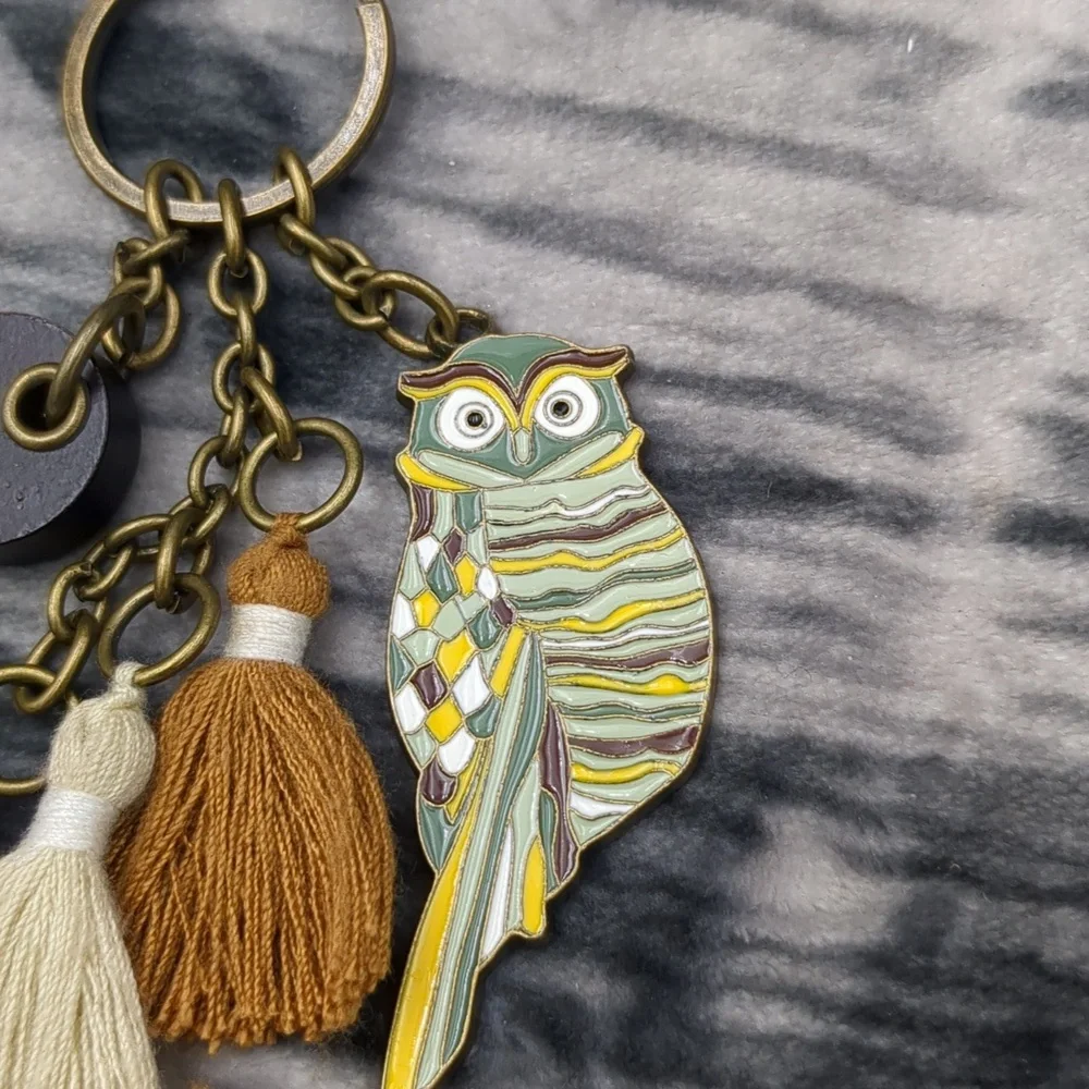 SakRoots Owl Keychain Charm  Keyring Enamel